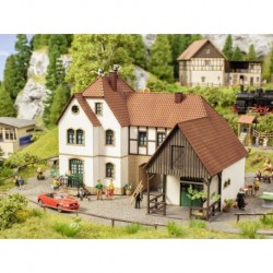 HO / Laser-Cut : Ferme de vacances