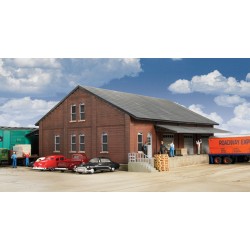 Halle à marchandises en briques rouges